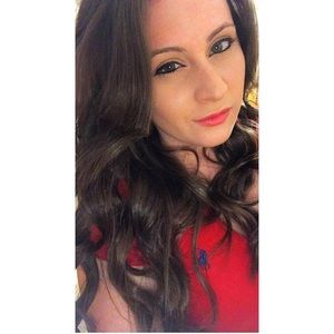 Meet your Posher, Gina